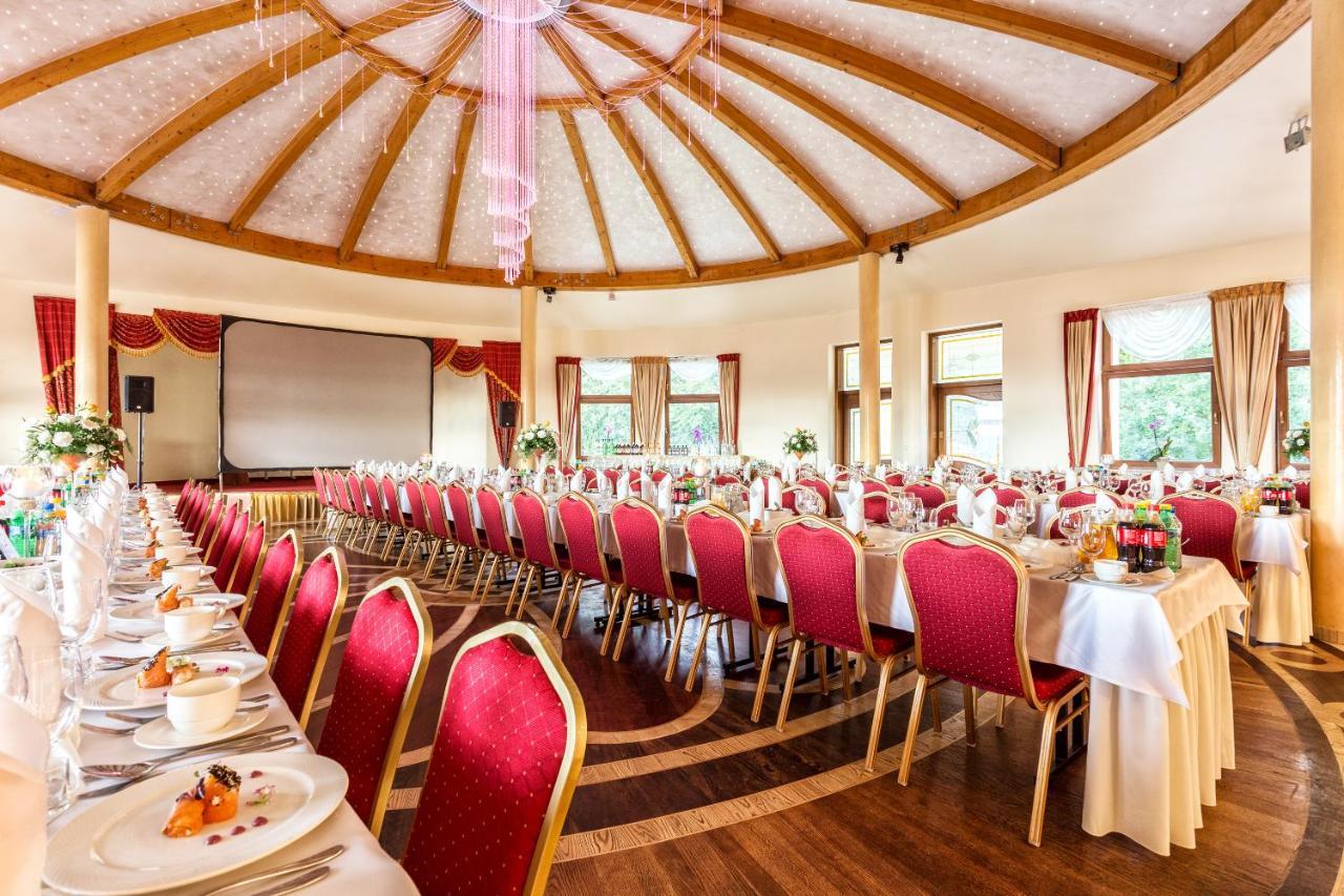 Lesna Perla - Restauracja I Pokoje Hotelowe Рудзінець Екстер'єр фото